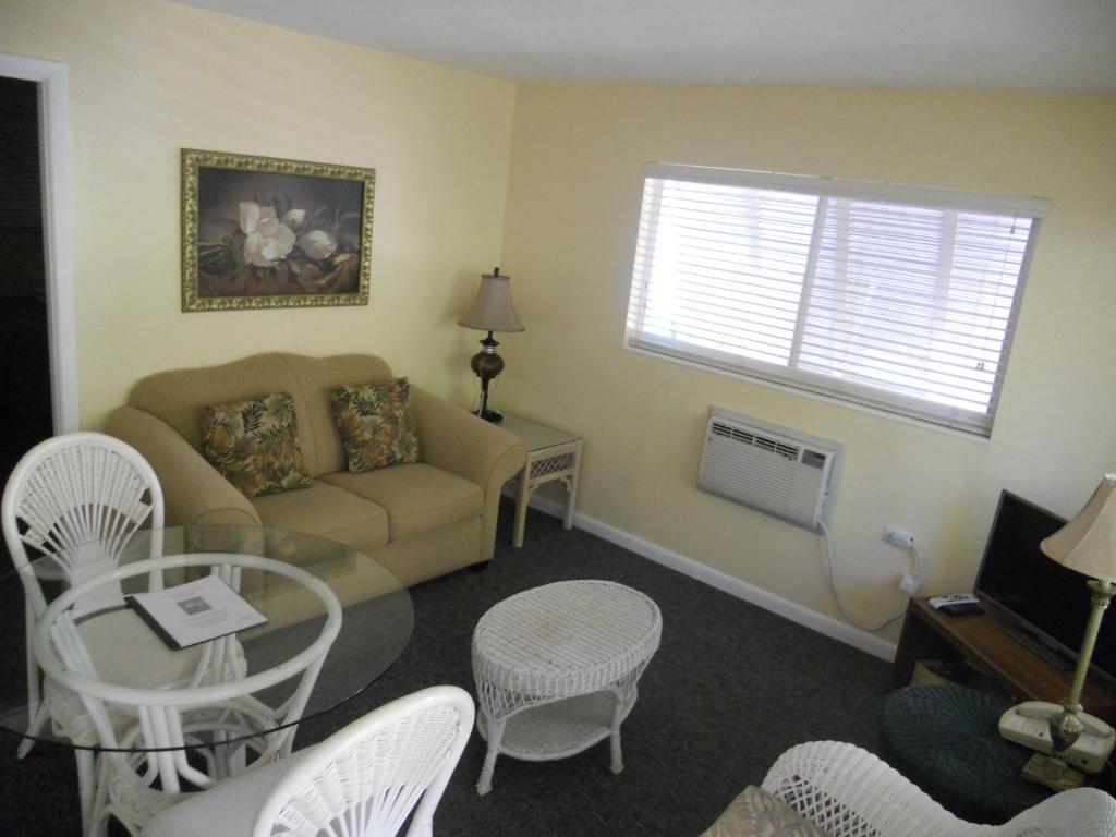 Flamingo Motel & Villas Bonita Springs North Naples Exterior photo